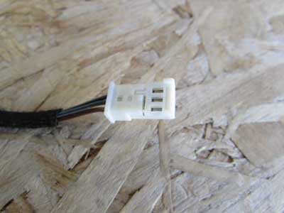 BMW 3 Pin White Connector w/ Pigtail 8377066